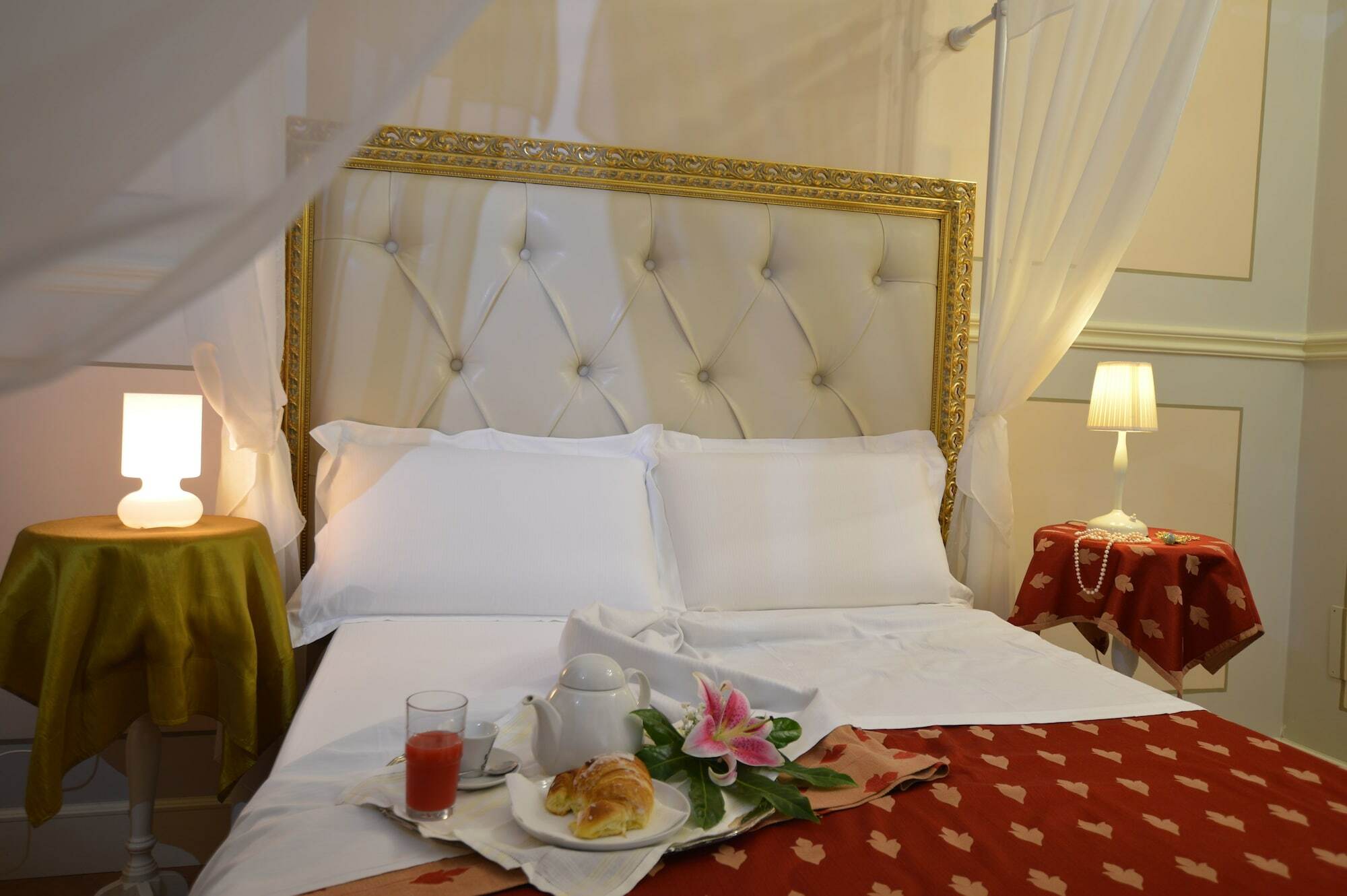 In Tarquinia Albergo Diffuso ภายนอก รูปภาพ